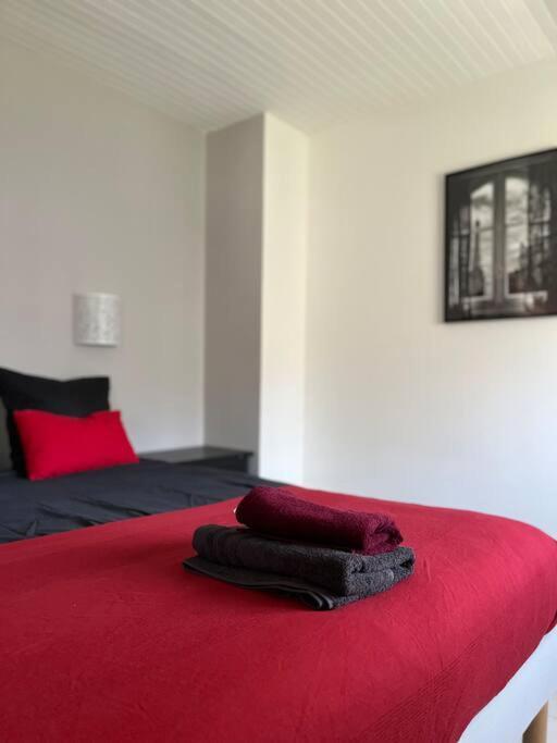 M&A Maison De Campagne/ Disney/Paris/Wifi/Jeux Croissy-Beaubourg Exterior foto